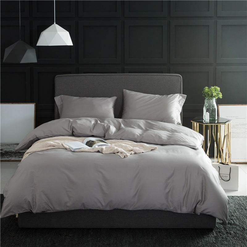 Four-Piece Bedding Set in Pure Color