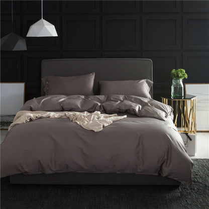 Four-Piece Bedding Set in Pure Color