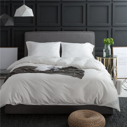 Four-Piece Bedding Set in Pure Color