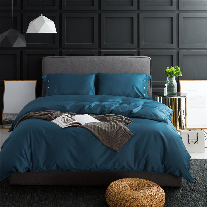 Four-Piece Bedding Set in Pure Color